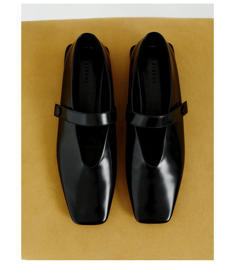 方头小牛皮玛丽珍平底鞋