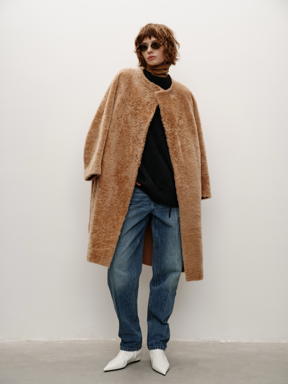 Spanish Lambskin Hand-Dyed Mid-Length Shearling Coat, Loose-Fit Fur Jacket