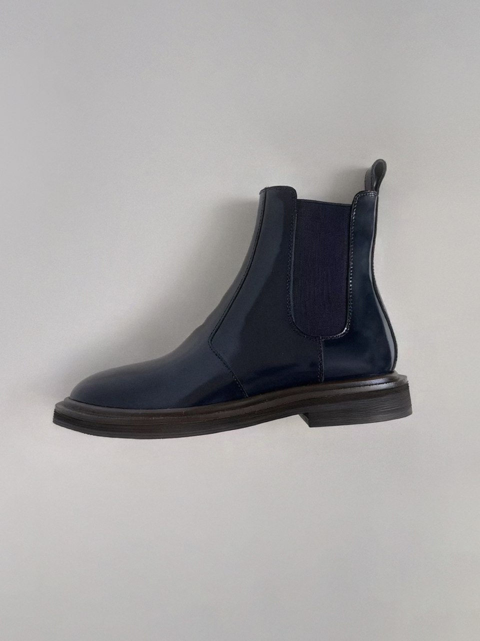 Matte Patent Leather Full-Grain Leather Chelsea Boots with Chunky Platform and Hidden Wedge, Vintage Style Round-Toe Mid-Calf Boots