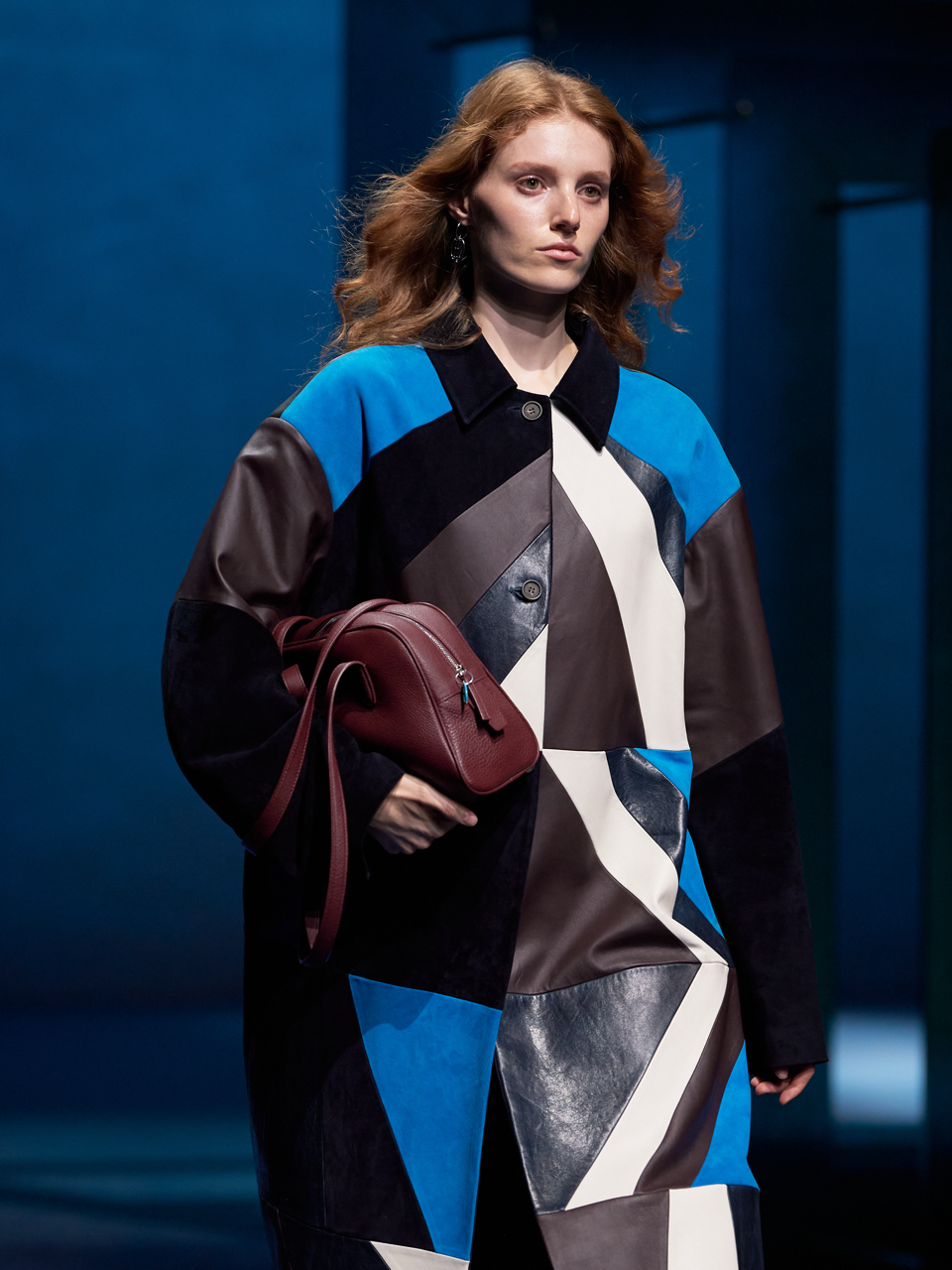 大秀款城市波士顿系列进口西班牙荔枝皮长肩带极简单肩包