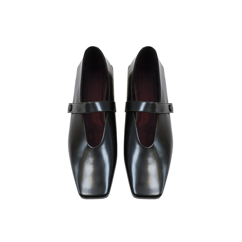 方头小牛皮玛丽珍平底鞋