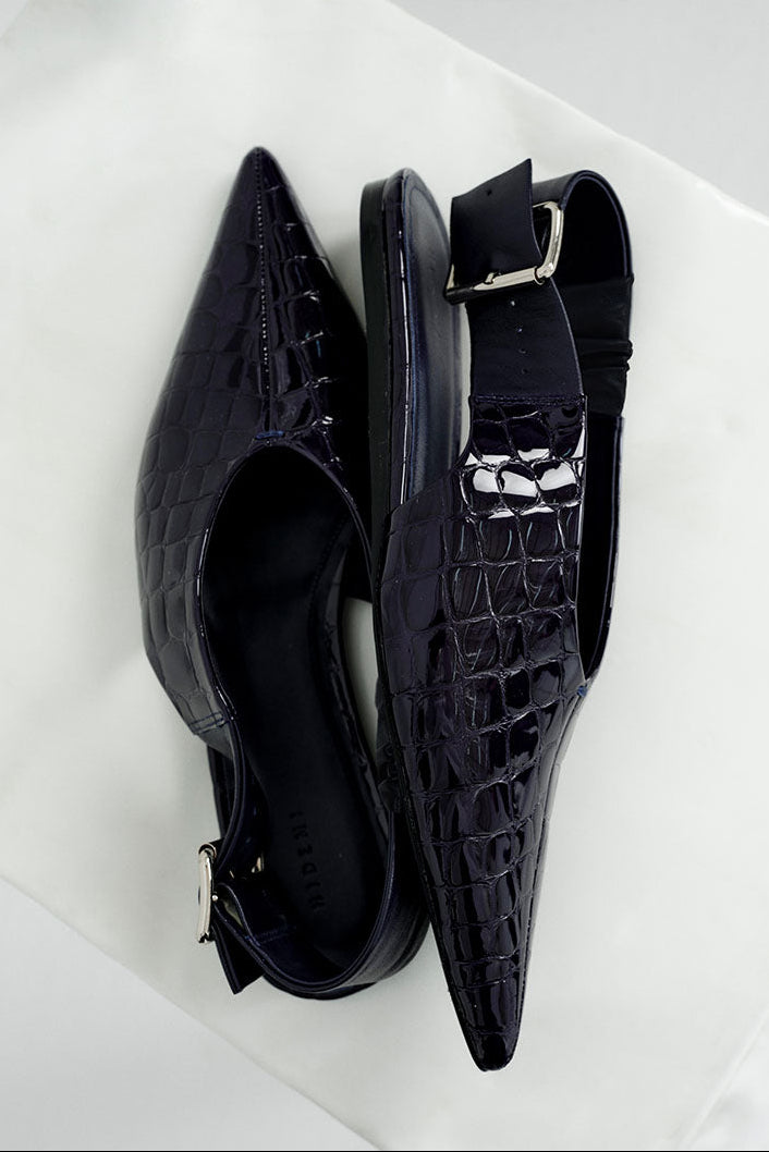 Leather Crocodile-Pattern Pointed Flats