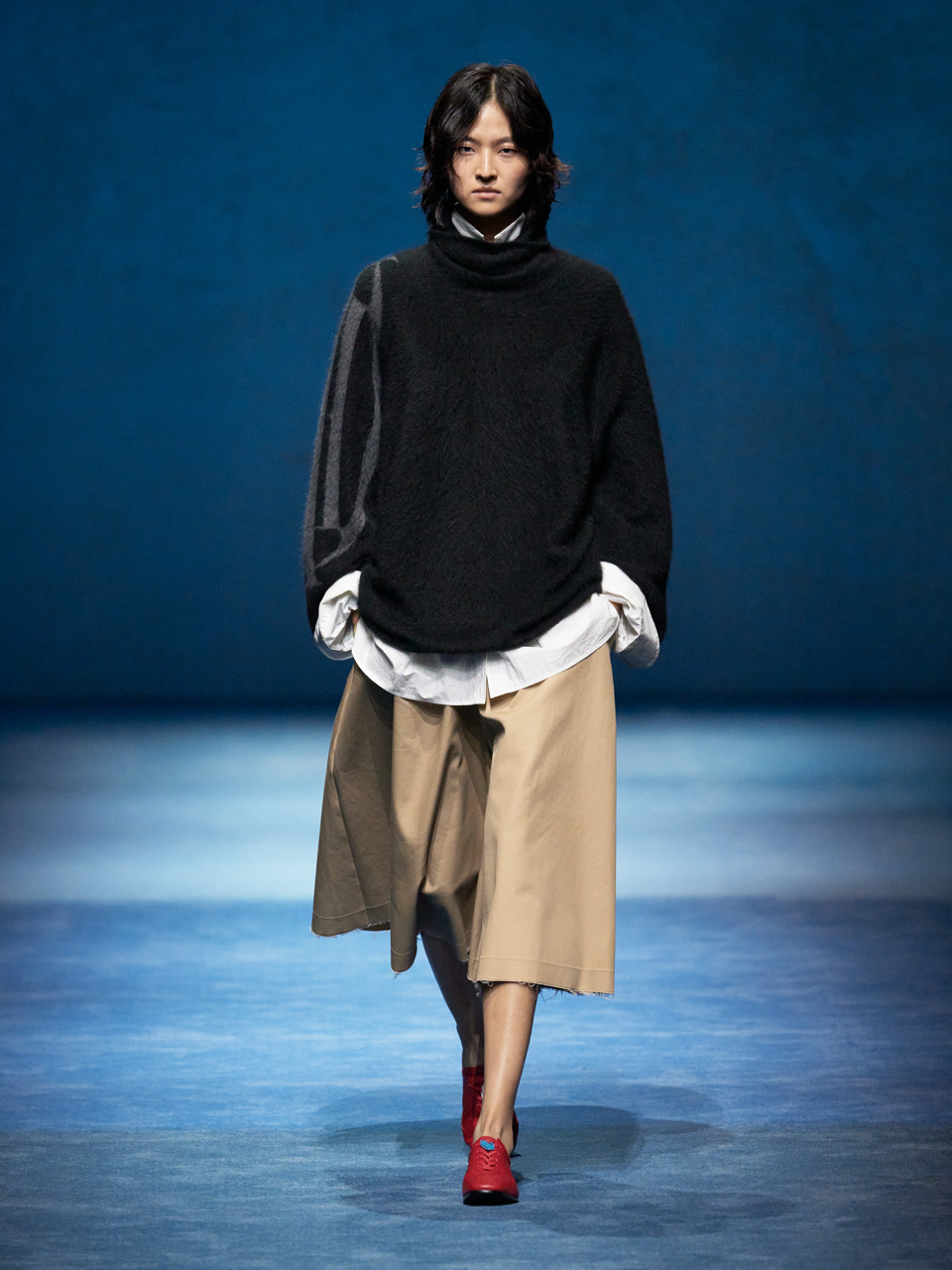 Runway Collection Tibetan Plateau Traceable Yak Down Series Asymmetrical Layered High-Neck Oversized Sweater